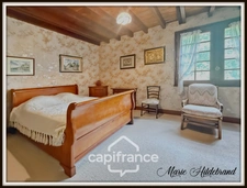 Maison de Caractère – 290 m², 8 Chambres, Jardin 7500 m², Vue Imprenable