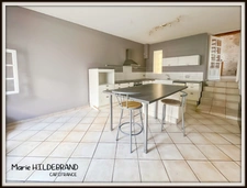 Village house with 120m² of living space and no garden