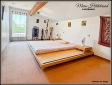 Architect-designed house with character – 285 m² of living space – Panoramic views – Swimming pool – Large garage