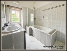 Village house with 120m² of living space and no garden