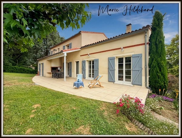 Maison familiale – 200 m² – 5 chambres – jardin de plus de 3800m² 