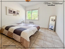 Ensemble de 2 Maisons - 8 pièces - 1hectare de terrain - à 5mn de Valence