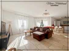 Ensemble de 2 Maisons - 8 pièces - 1hectare de terrain - à 5mn de Valence