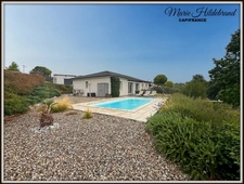 Maison 4 chambres- 130m² avec jardin, piscine et garage
