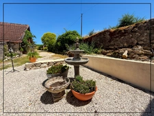 Character house + swimming pool + panoramic view + outbuildings – potential for a gîte – Tarn-et-Garonne (82)