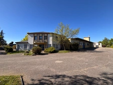 BÂTIMENT D’ACTIVITÉ INDÉPENDANT À VENDRE – 1 991 m² – TERRAIN 4 500 m² – ACCÈS A89 IMMÉDIAT – Lentilly