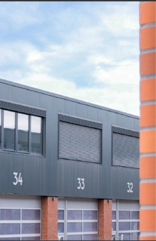 entrepôt Artisan 115m    à vendre BONNEVILLE (74)
