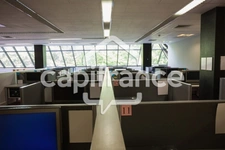 bureau  tés tranquille  à vendre MEXIMIEUX (01)