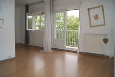 Appartement 48 m² T3 à vendre à proximité polyclinique RILLIEUX LA PAPE  avec garage fermé et sécurisé(69)