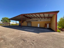 BÂTIMENT D’ACTIVITÉ INDÉPENDANT À LOUER – 1 991 m² – TERRAIN 4 500 m² – ACCÈS A89 IMMÉDIAT – Lentilly