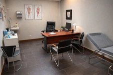 Maison médicale – ERP médical classe 5 – 551 m² – Lyon 8e – cabinets avec point d’eau – Prêt à exploiter