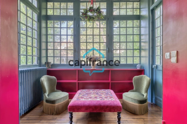 Demeure de charme, à vendre, 9 pièces NOGENT SUR MARNE (94), aux abords du Bois de Vincennes 