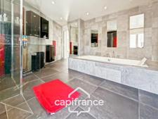 LE PERREUX SUR MARNE (94) LE PERREUX-SUR-MARNE – MAISON FAMILIALE DE 262,50 M² EN PARFAIT ETAT– 4 SUITES – JARDIN AVEC PISCINE HORS SOL – GARAGE DOUBLE