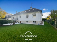 Maison familiale contemporaine,7 pièces, 215 m2, à ORMESSON SUR MARNE (94), quartier du Golf, au calme, en parfait état