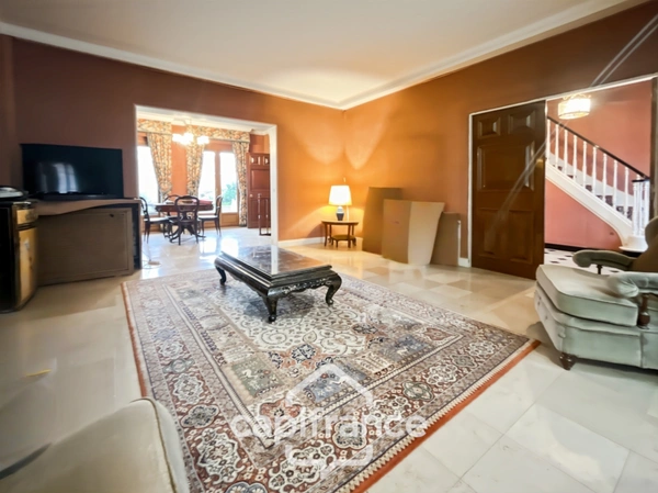 Maison familiale, à vendre 6 pièces Saint-Maur-des-Fossés (94), Avenue du Succès, au calme absolu