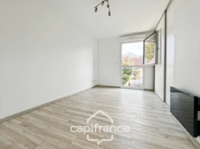 Maison familiale contemporaine, 145 m2, 4 chambres, en excellent état, sous-sol total, quartier Grand Val, proche gare, écoles, commerces, à Sucy-en-brie
