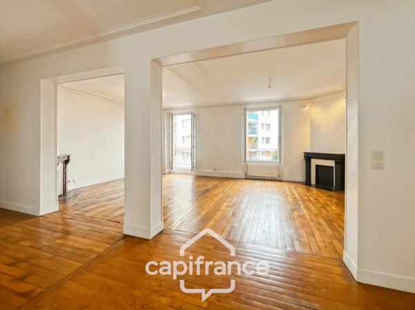 Appartement familial, en parfait état, 5 pièces, 113 m2, à  FONTENAY SOUS BOIS (94), rue Mot, proche RER et Bois