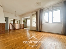 Saint-Maur-des-Fossés – Adamville, maison individuelle de plus de 110 m² – 6 pièces, 4 chambres – Jardin et garage