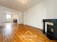 Appartement familial, en parfait état, 5 pièces, 113 m2, à  FONTENAY SOUS BOIS (94), rue Mot, proche RER et Bois