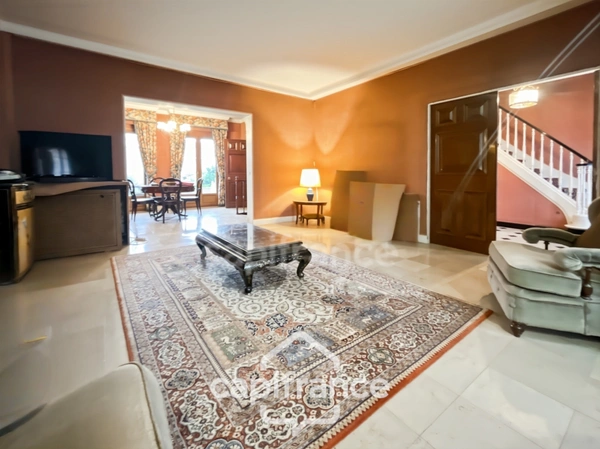Maison familiale, à vendre 6 pièces Saint-Maur-des-Fossés (94), Avenue du Succès, au calme absolu