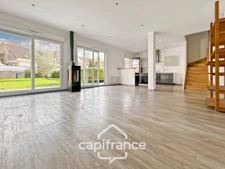 Maison familiale contemporaine, 145 m2, 4 chambres, en excellent état, sous-sol total, quartier Grand Val, proche gare, écoles, commerces, à Sucy-en-brie