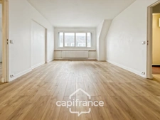 Appartement en excellent état, à louer 2 pièces, 4ème et dernier étage, avec ascenseur et 1 place de parking, à BOISSY SAINT LEGER (94) photo 2
