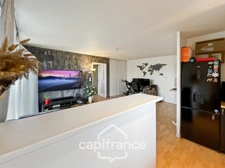 Appartement, en parfait état, à vendre 2 pièces CHELLES (77), rue du Chêne Tordu, avec balcon et parking 