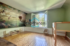 Charming residence for sale, 9 rooms NOGENT SUR MARNE (94), on the edge of the Bois de Vincennes 