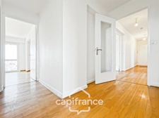 VINCENNES, Boulevard de la Libération,  5 pièces de 102 m² avec balcon, stationnement et cave