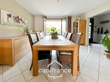 Maison familiale de 128 m² avec jardin, en parfait état, 4 chambres et sous-sol total à Champigny-sur-Marne