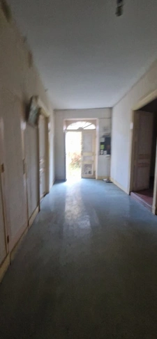 8-room apartment for sale in Cazaubon (32)
