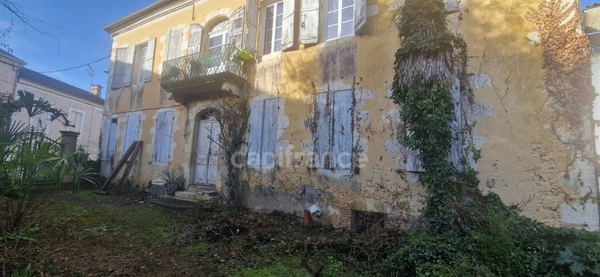 Appartement à vendre 8 pièces Cazaubon (32)