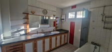 House for sale 6 rooms of 135m² + studio 65m²(32)