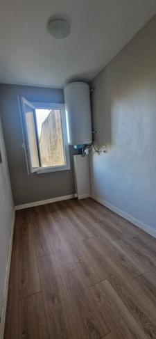 House for sale 6 rooms of 135m² + studio 65m²(32)