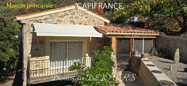 Charmante maison de 135 m² dont appartement indépendant, atelier et terrain de 2 500 m² dans la Vallée de l'Eyrieux