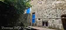 Ardèche, 5 minutes by car from St Pierreville in the heart of the Monts d'Ardèche national park, spacious house of 178m² with a large outbuilding of 200m² on 2 levels to be converted
