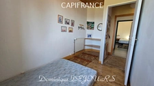 Nichée au cœur de la nature, sans vis-à-vis et avec une vue remarquable, grande maison de 7 (voir 8) chambres et de belles terrasses, offre un cadre de vie paisible et ressourçant.