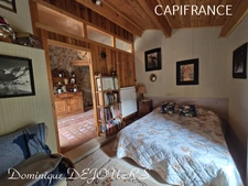 Ardèche, stone house in a preserved and quiet location - 137m² living space - garage - land