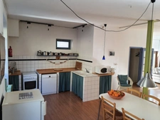 Ardèche - Ancien moulinage dans la vallée de l'Auzène - 6 logements - une grande salle 232m² - dépendance - piscine - rivière au pied