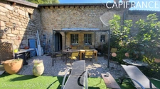 Sud-Est de la France, dans un cadre magnifique, en Ardèche magnifique maison en pierres de 320m² habitables sur 4500m² de terrain - Piscine - Exposition sud et Belle Vue dégagée