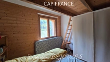 Ardèche, St Sauveur de Montagut, dans la vallée de l'Eyrieux maison en pierres et une annexe pour atelier ou projet studio indépendant