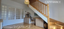 Grande maison familiale de 230m² + Studio indépendant avec un jardin, une belle terrrasse, ainsi qu'un grand local commercial de 218m² 