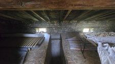  Maison de village en pierre avec terrasse, grand séjour, cuisine équipée, 4 chambres, atelier et caves, à DUNIERE SUR EYRIEUX (07), à 35 mn de Valence (26)