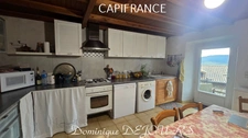 Proche d'Albon d'Ardèche dans la vallée de la Glueyre, maison de 95m² avec un garage, terrasse et terrain