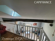 Très Belle Maison en pierres dominant la Vallée de l'Eyrieux avec une vue splendide. 3 chambres, un grand séjour et une piscine.