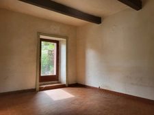 Grande maison avec un garage, un jardin sur une parcelle de 740m² + un terrain 200 m² proche mais non attenant