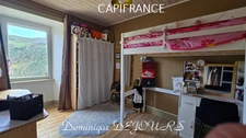Ardèche, in SAINT PIERREVILLE, large house of 152m² with land and a spring.
