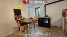 Ardèche, St Sauveur de Montagut, dans la vallée de l'Eyrieux maison en pierres et une annexe pour atelier ou projet studio indépendant