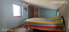 Très Belle Maison en pierres dominant la Vallée de l'Eyrieux avec une vue splendide. 3 chambres, un grand séjour et une piscine.