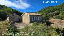 Jolie maison à Issamoulenc (Ardèche), au cœur du Parc naturel régional des Monts d’Ardèche.